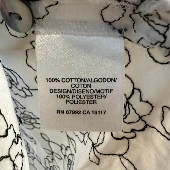 So Blue Ingrid Olsen White Black Floral Embroidered Button Up Blouse Size Large - Picture 4 of 6